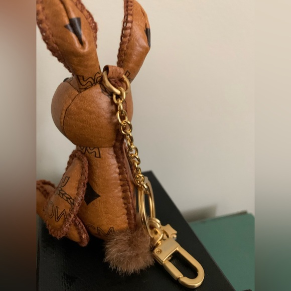 NWT MCM VISETOS MINI BOSTON BAG & CHARM NWT - Picture 15 of 16